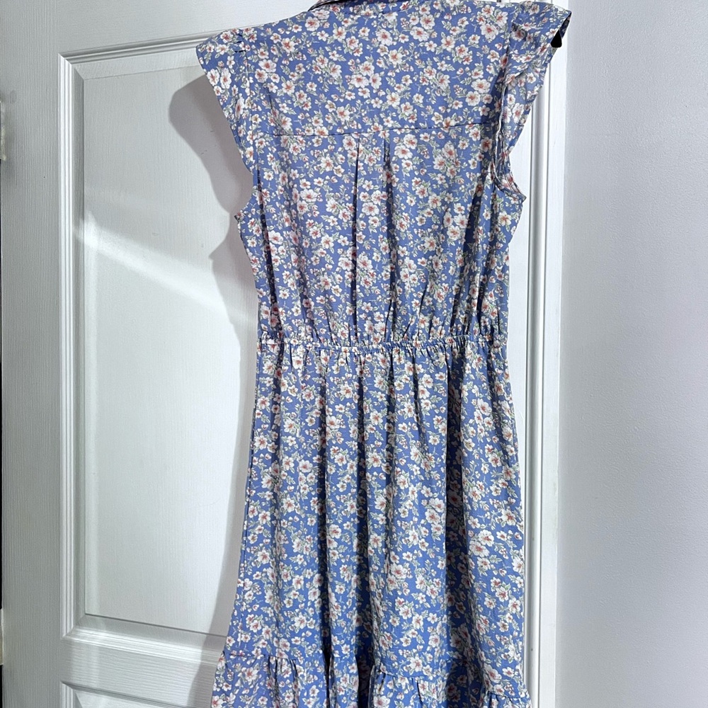 Monteau Los Angeles Button Front Midi Dress in Blue Floral - Picture 3 of 13